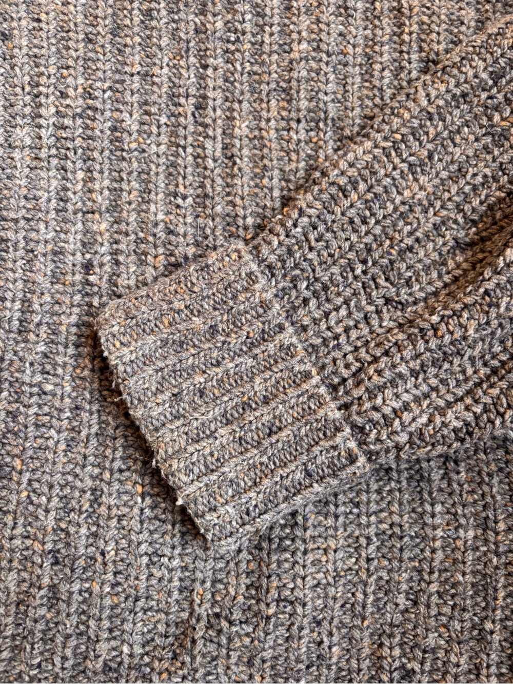 James Street Chunky Lowe Pullover - Picture 2 of 4